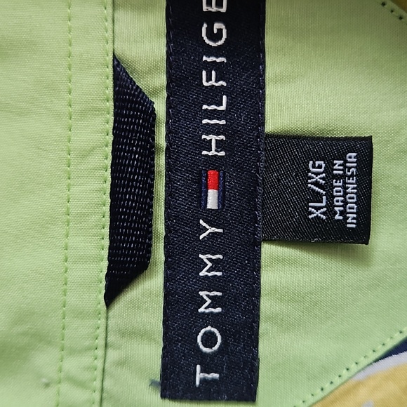 TOMMY Hilfiger button down XL Multiple colors - Picture 2 of 7
